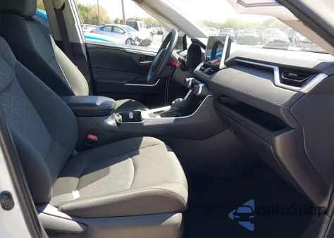 2024 Toyota Rav4 Xle from USA, damaged, VIN 2T3W1RFV4RC265738